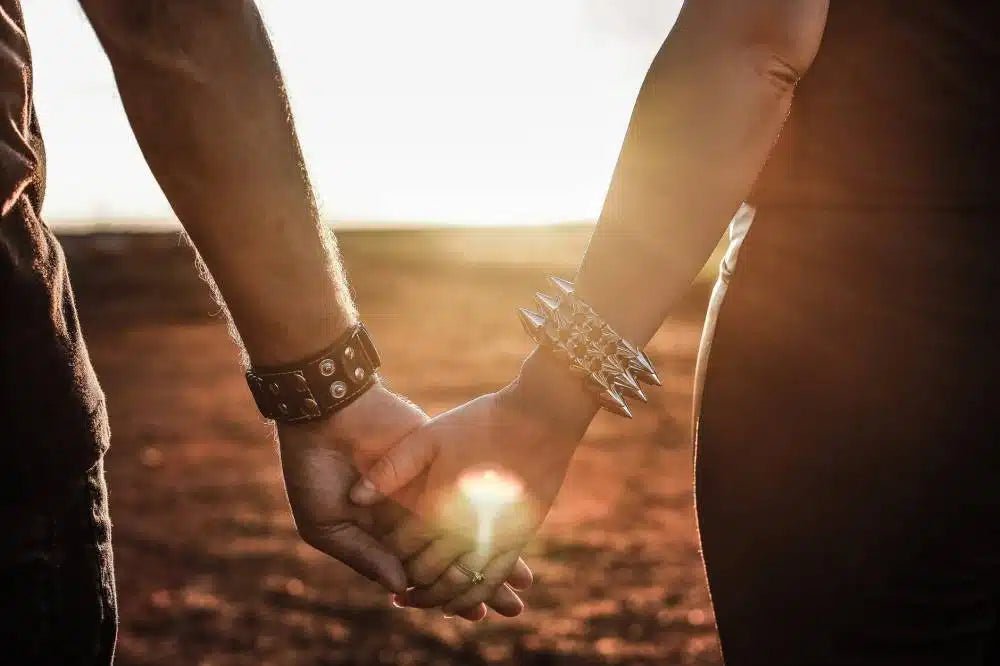 Different Jewelry Gifts For Your Boyfriend And What Each Means