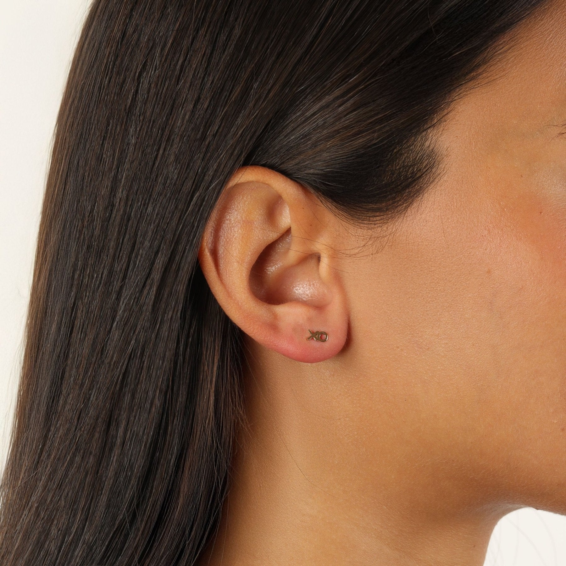 14K Yellow Gold XO Cartilage Earring