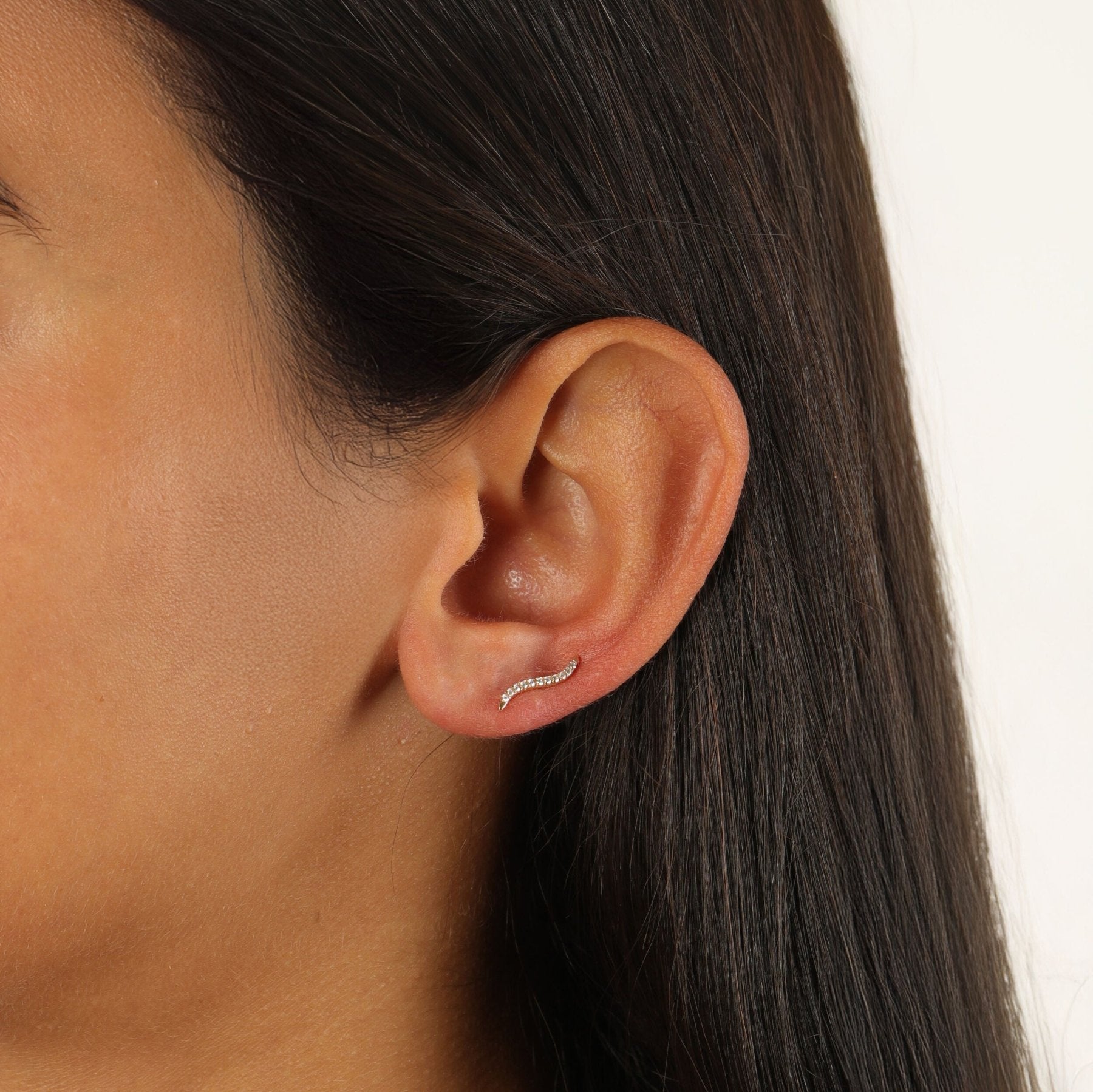 Cubic Zirconia Wave Cartilage Earring