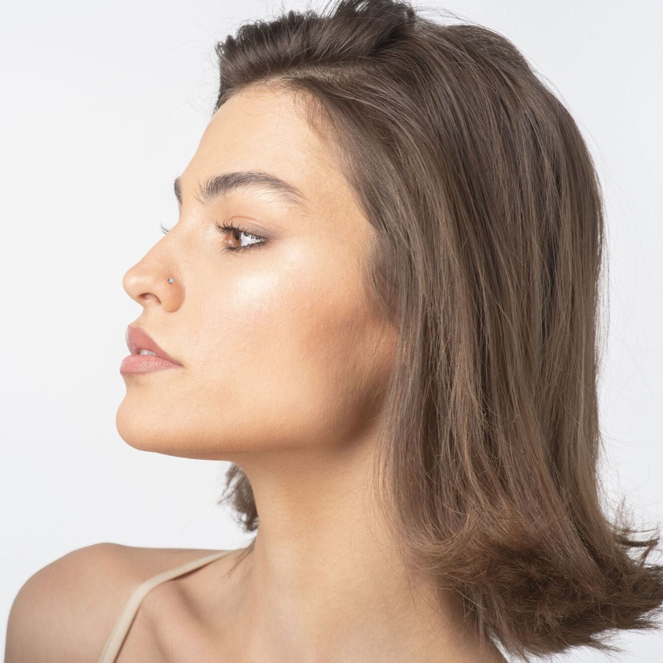 14K Gold Screw Diamond Nose Ring - 22G