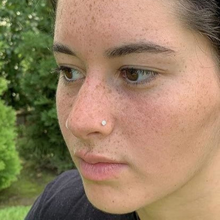 14K Gold L-Shaped Diamond Nose Ring - 20G