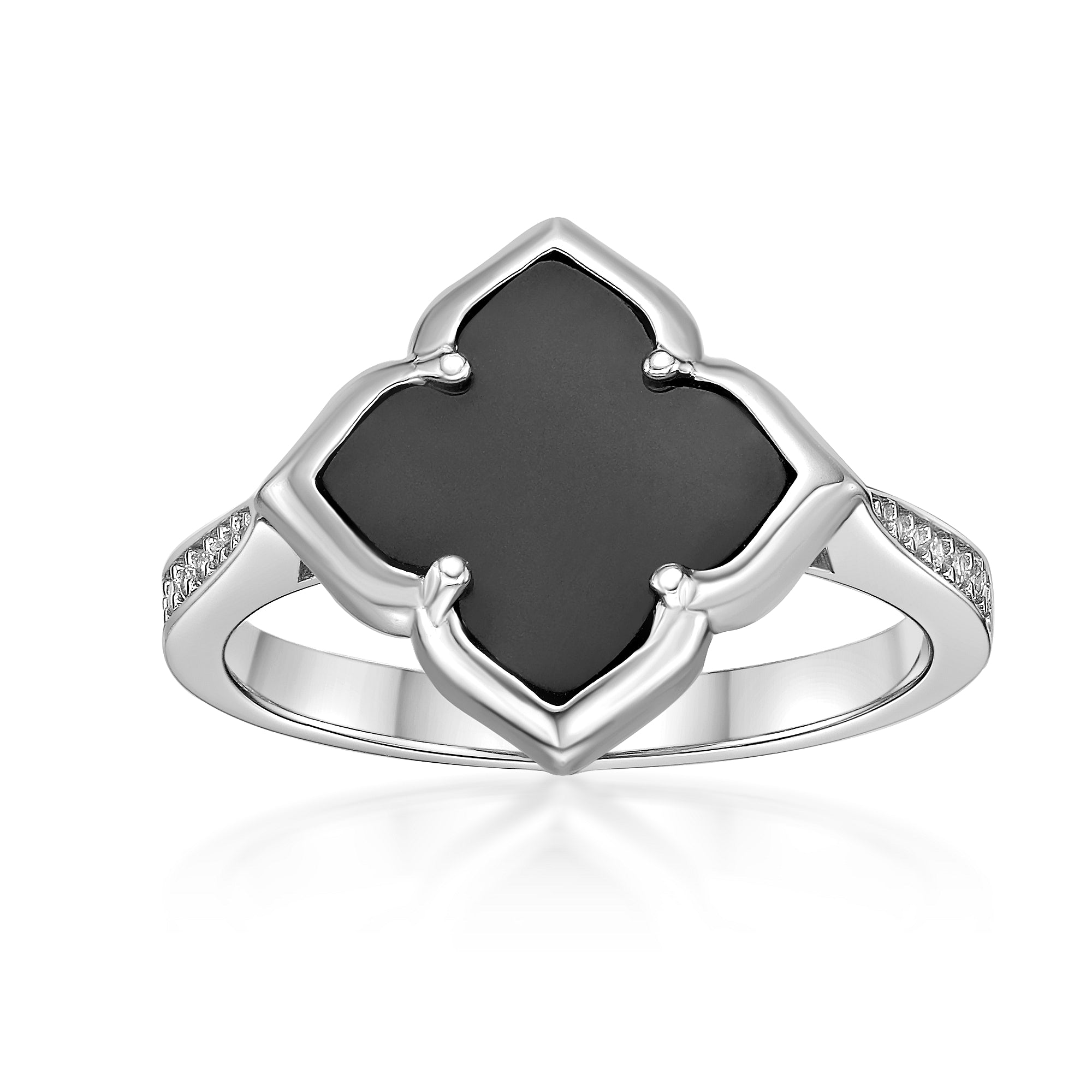 Flora Petite Clover Ring