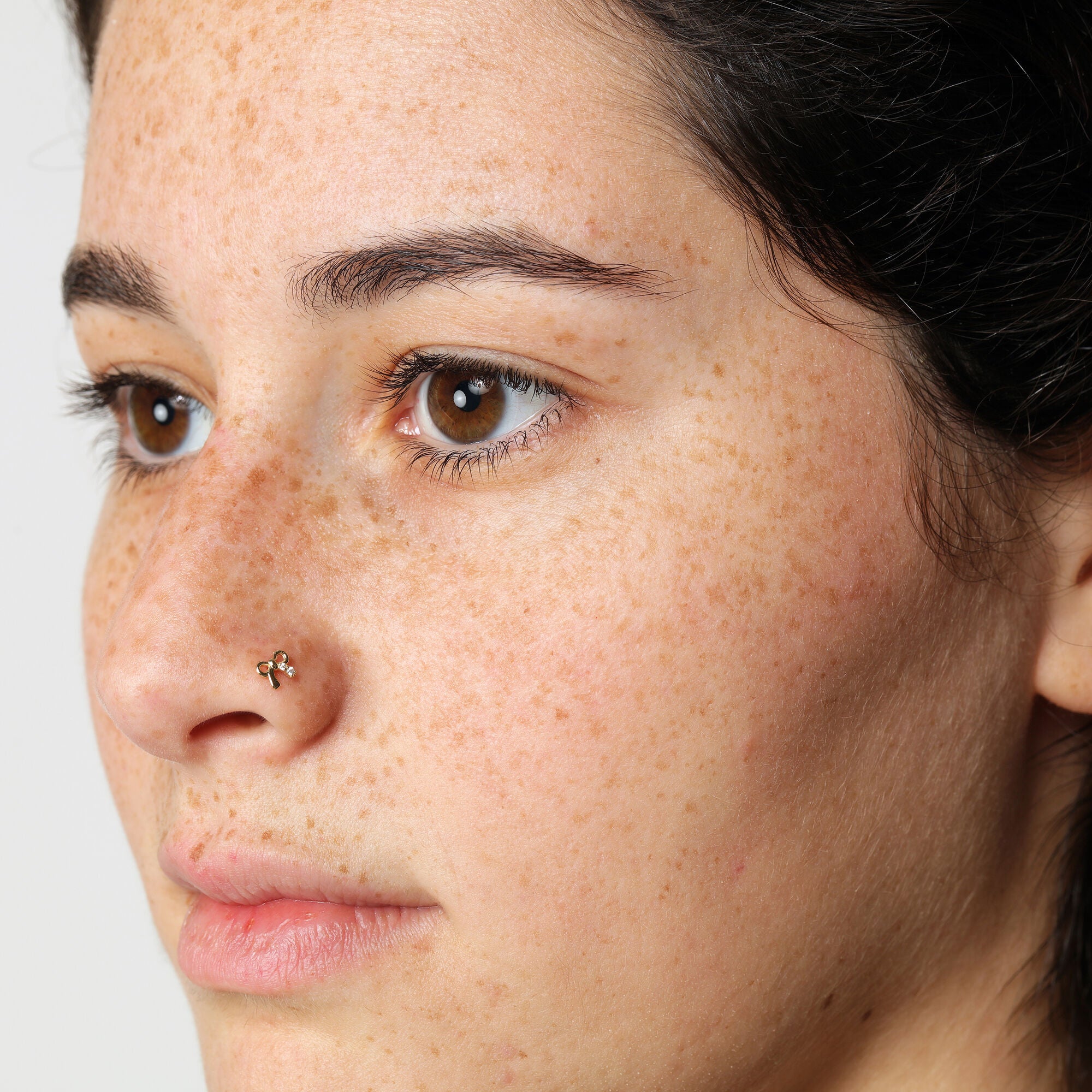 14K Cubic Zirconia Ribbon Curved Nose Ring - 20G