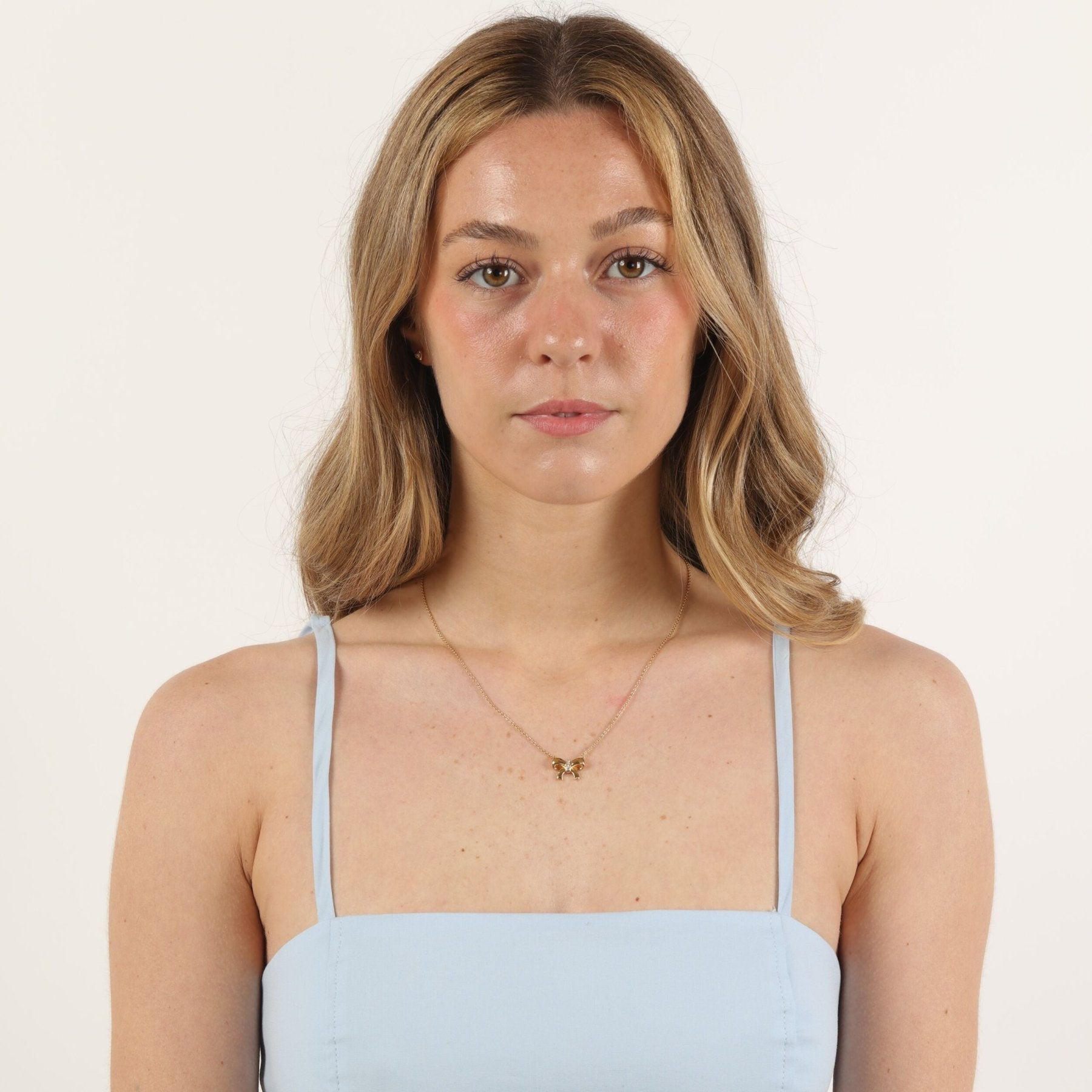 Bow Necklace