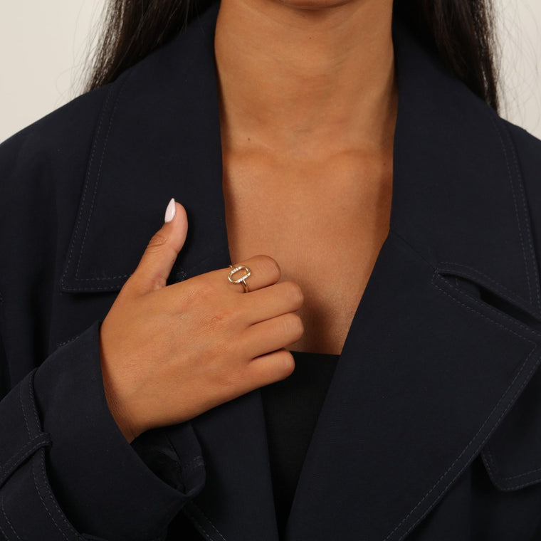 Oval Ring