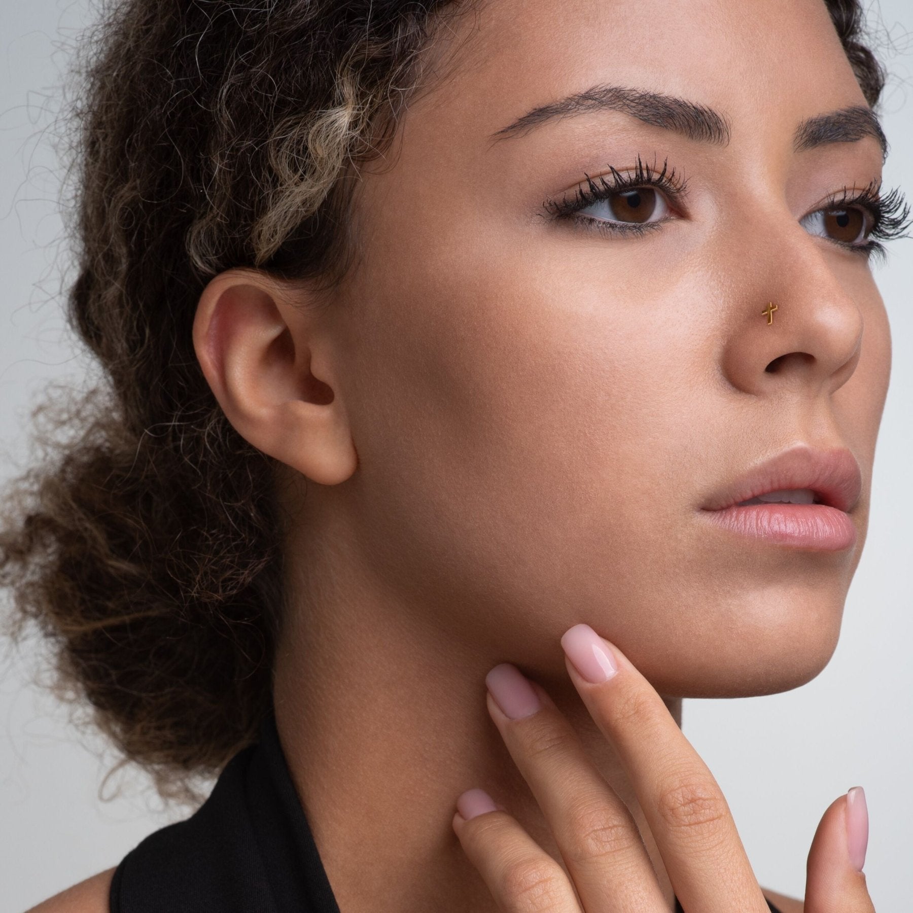 Cross Titanium and 14K Gold Labret - 16G