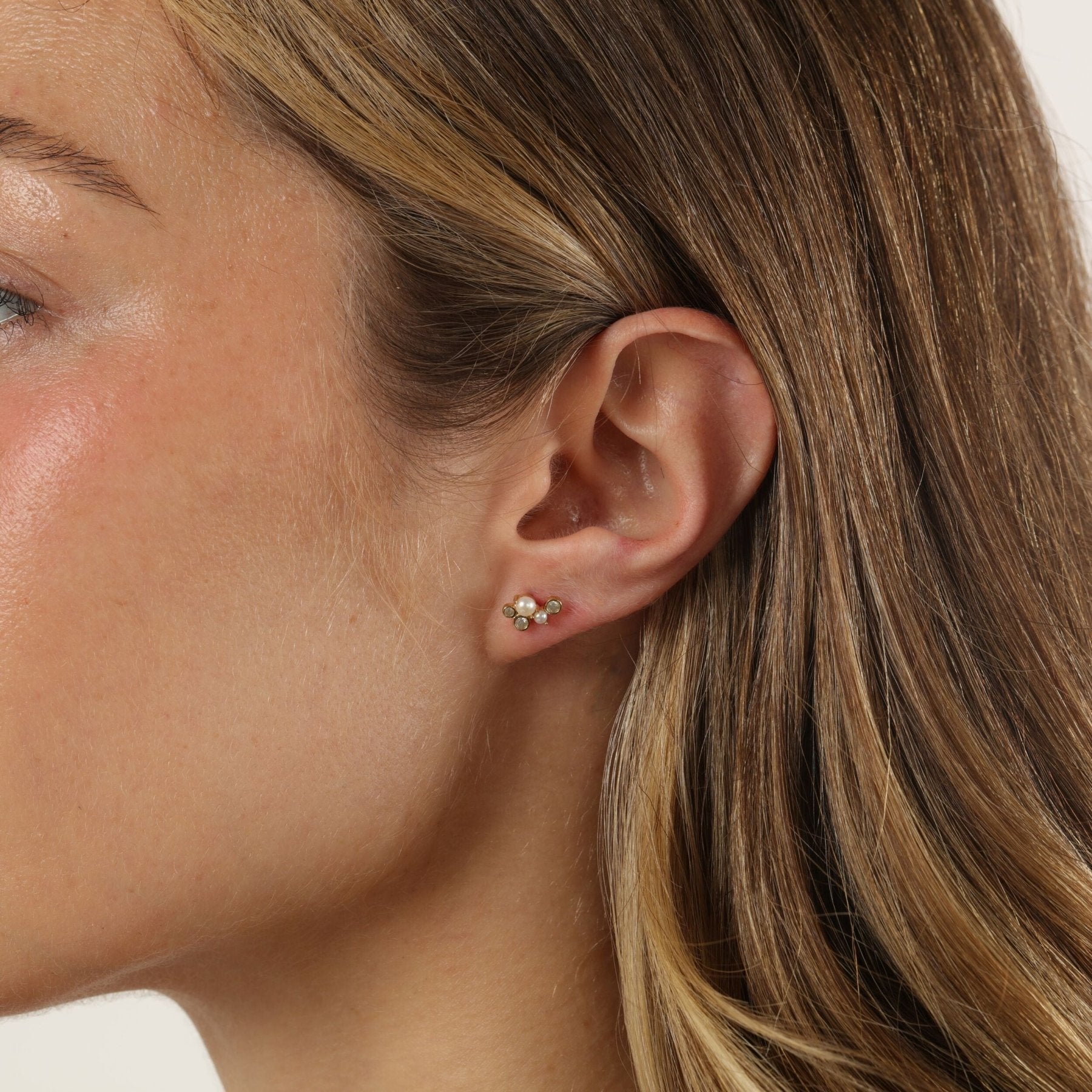 Pearl Cluster Stud Earrings