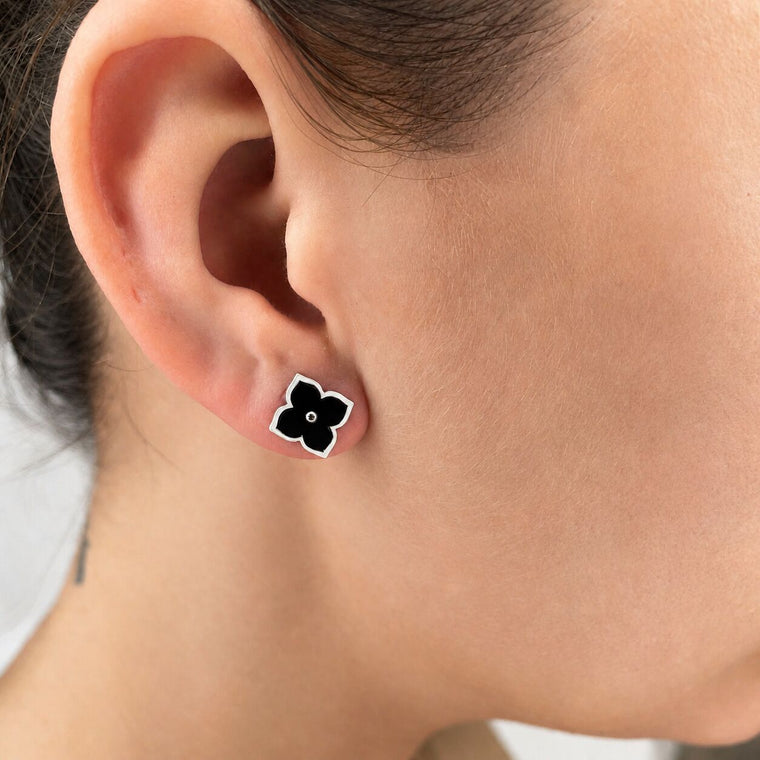 Flora Classic Flower Stud Earrings
