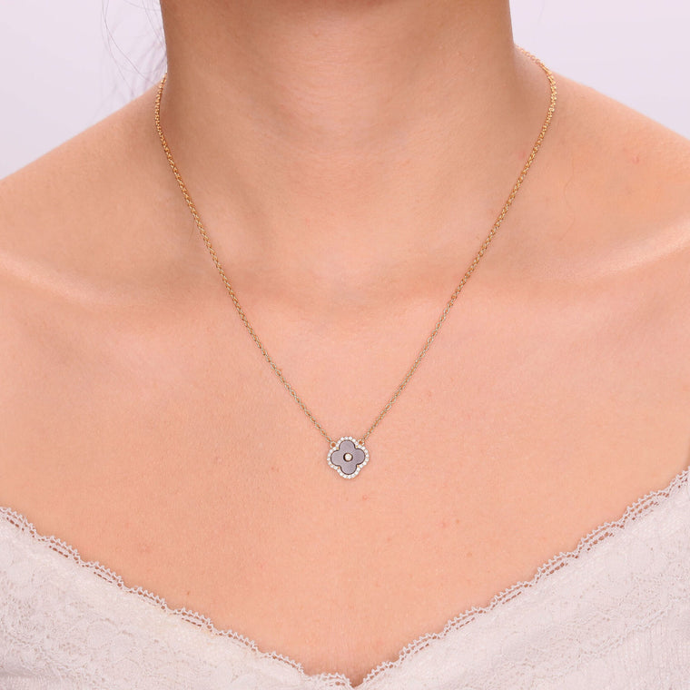 Flora Halo Flower Necklace