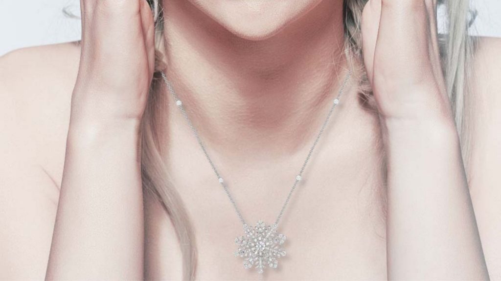 Snowflake Jewelry For The Season: A Lavari Exclusive